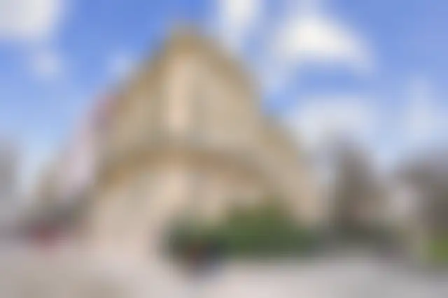 Bureau 180 m² – Neuilly-sur-Seine (92200) – offre confidentielle