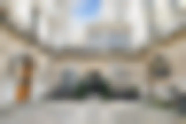 Bureau 130 m² – Paris (75007) – offre confidentielle