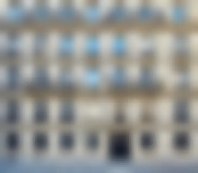 Bureau 400 m² – Paris (75008) – offre confidentielle