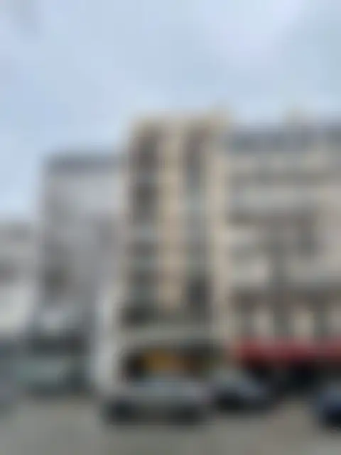 Bureau 70 m² – Paris (75017) – offre confidentielle