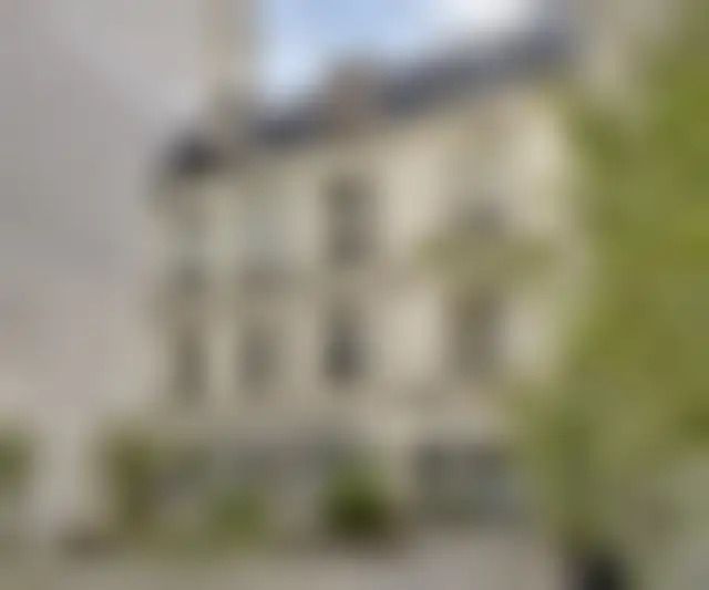 Bureau 1 420 m² – Paris (75011) – offre confidentielle