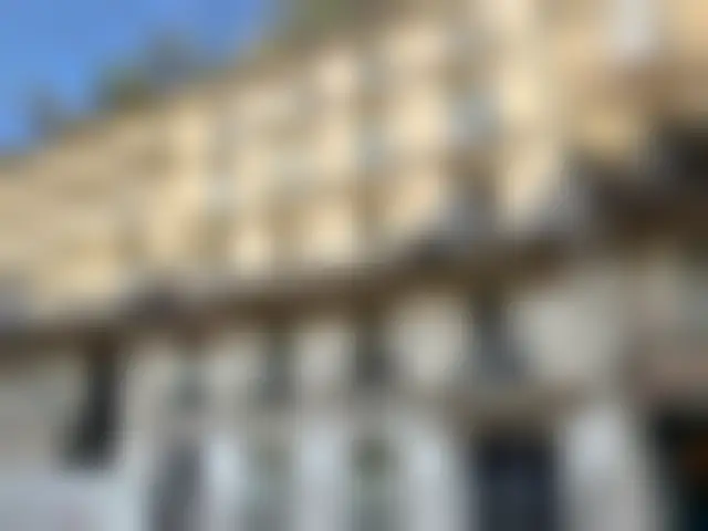 Bureau 80 m² – Paris (75116) – offre confidentielle