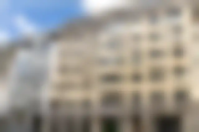 Bureau 690 m² – Neuilly-sur-Seine (92200) – offre confidentielle