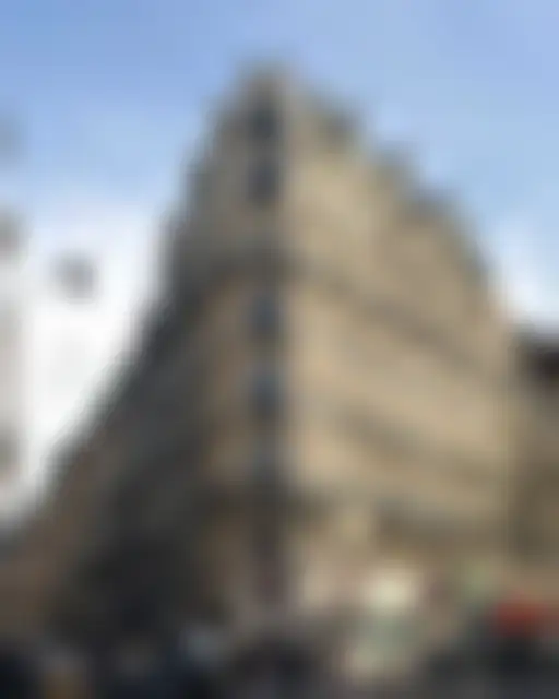 Bureau 590 m² – Paris (75016) – offre confidentielle