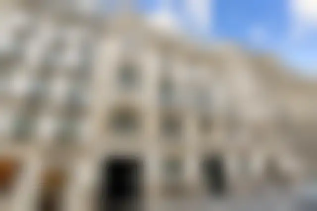 Bureau 670 m² – Paris (75008) – offre confidentielle