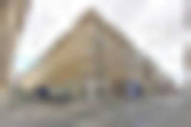 Bureau 190 m² – Paris (75015) – offre confidentielle