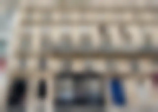 Bureau 210 m² – Paris (75010) – offre confidentielle