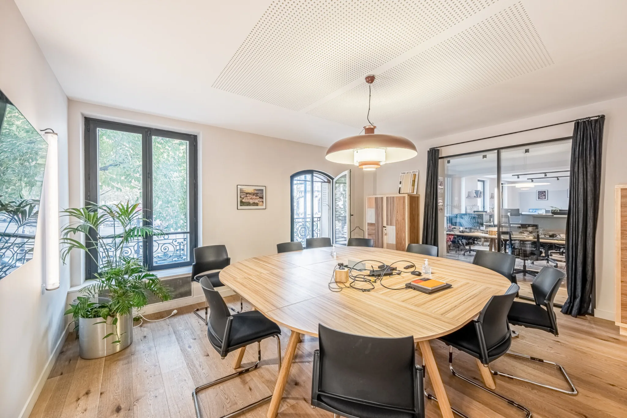 Bureau 250 m² – Paris (75010)