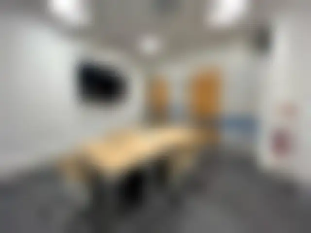 Bureau 140 m² – Montrouge (92120) – offre confidentielle