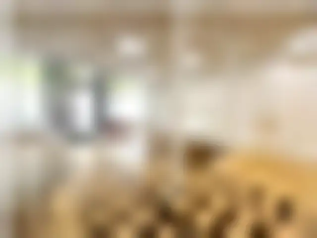 Commerce 110 m² – Paris (75011) – offre confidentielle
