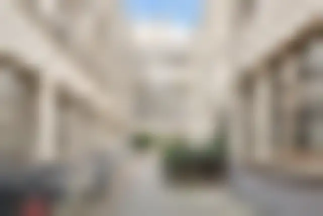 Bureau 90 m² – Paris (75010) – offre confidentielle