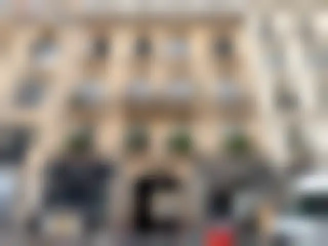 Bureau 170 m² – Paris (75008) – offre confidentielle