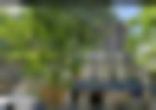 Local Professionnel 80 m² – Paris (75015) – offre confidentielle