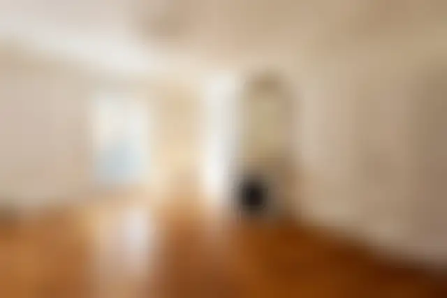 Local Professionnel 180 m² – Paris (75016) – offre confidentielle