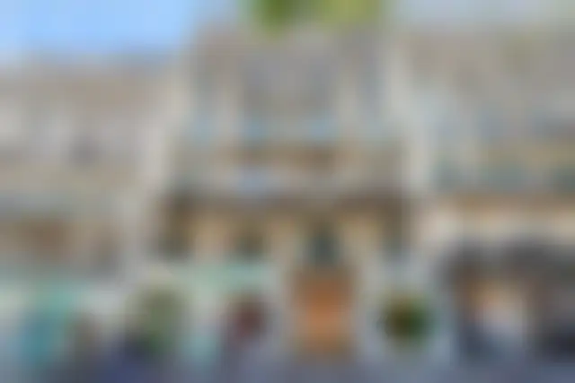 Bureau 100 m² – Paris (75009) – offre confidentielle