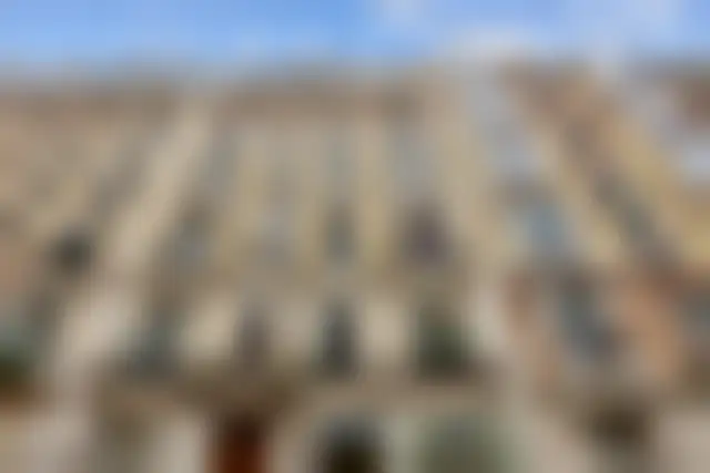 Bureau 810 m² – Paris (75014) – offre confidentielle