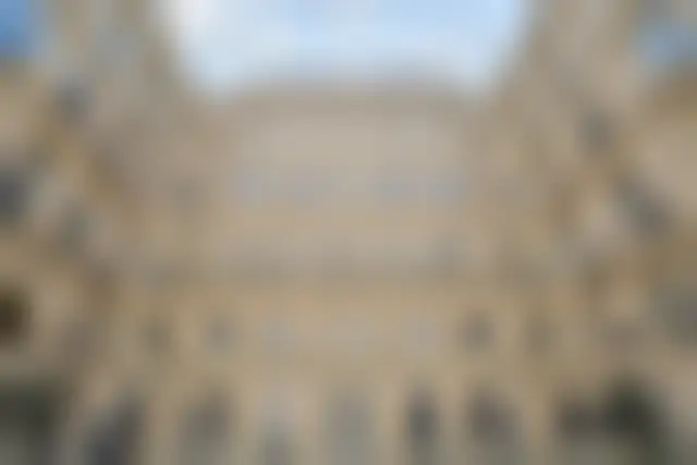 Bureau 1 960 m² – Paris (75002) – offre confidentielle