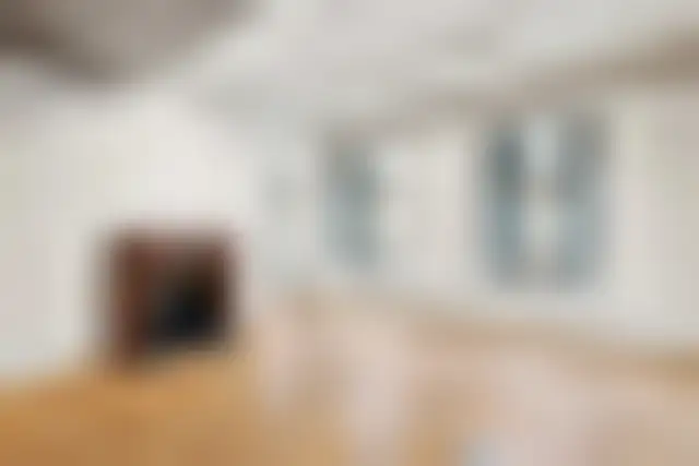 Bureau 2 200 m² – Paris (75007) – offre confidentielle