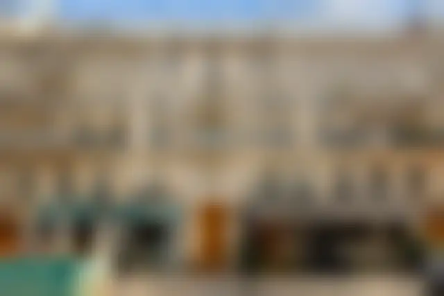 Bureau 80 m² – Paris (75008) – offre confidentielle
