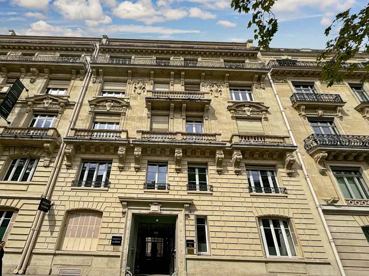 Coworking – Paris (75116)