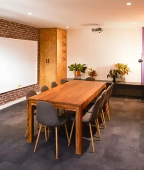 Bureau 370 m² – Paris (75012)
