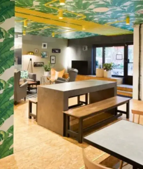 Bureau 370 m² – Paris (75012)