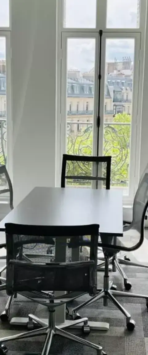 Bureau 50 m² – Paris (75008)