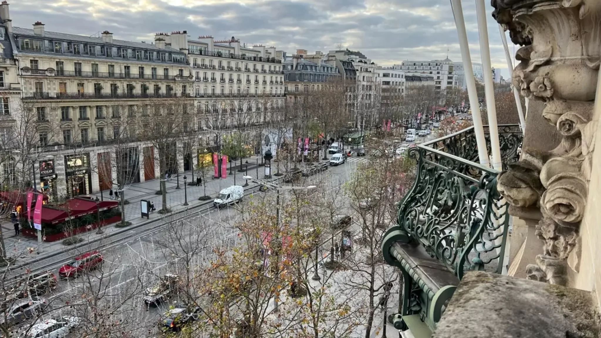 Bureau 50 m² – Paris (75008)