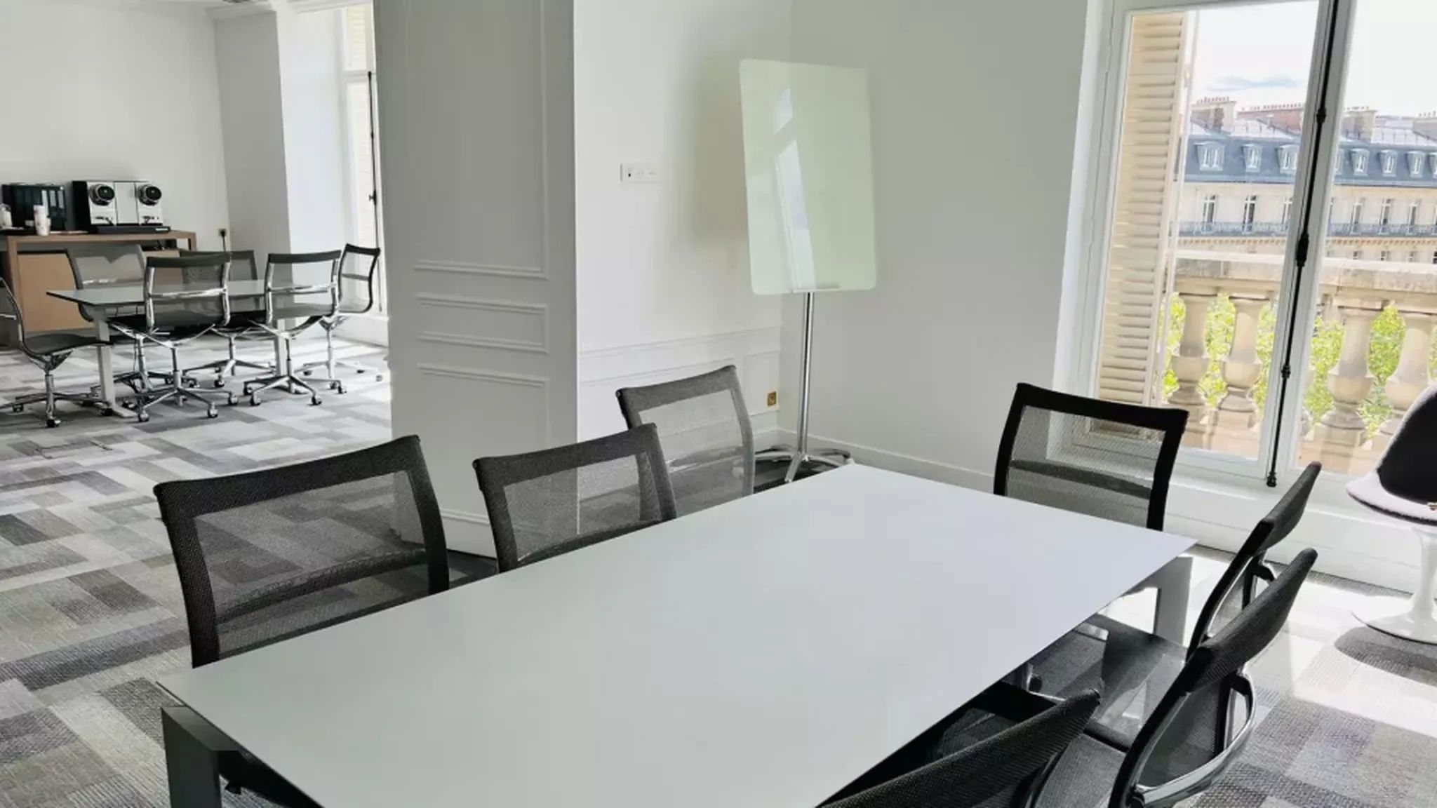 Bureau 50 m² – Paris (75008)