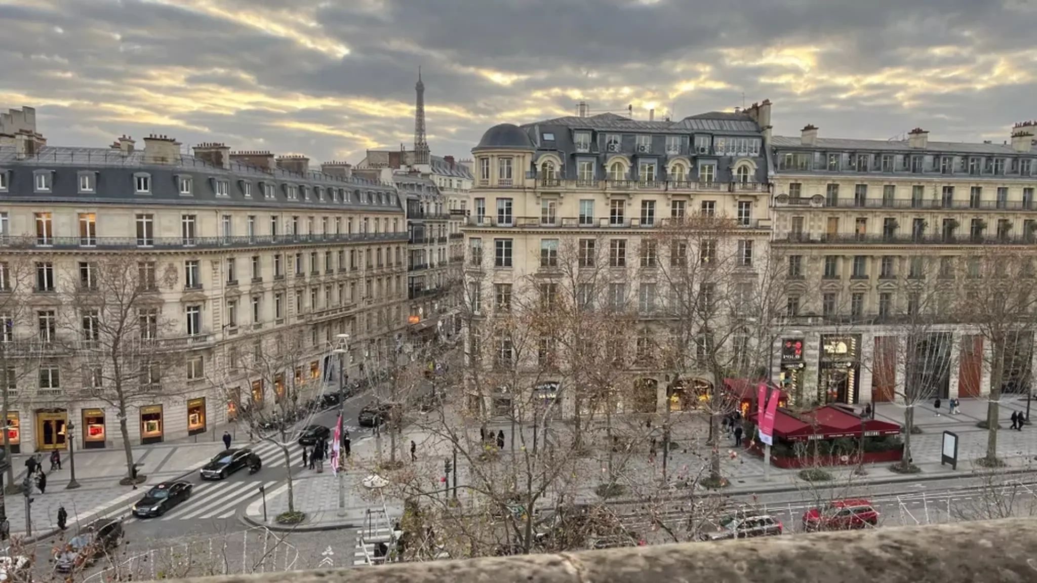 Bureau 50 m² – Paris (75008)