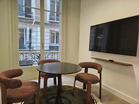 Bureau 180 m² – Paris (75003)