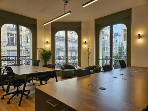 Bureau 180 m² – Paris (75003)