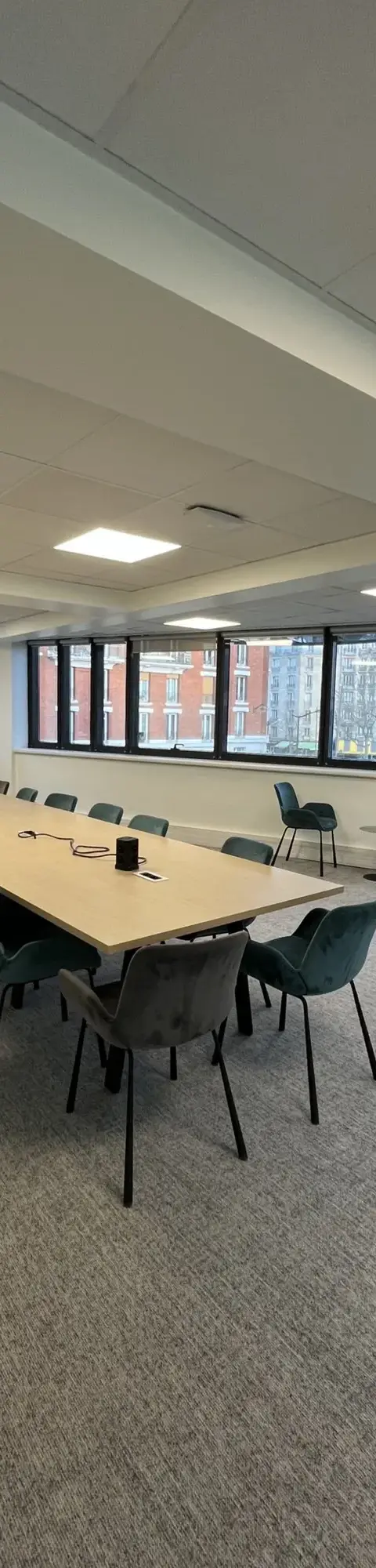 Bureau 776 m² – Paris (75017)