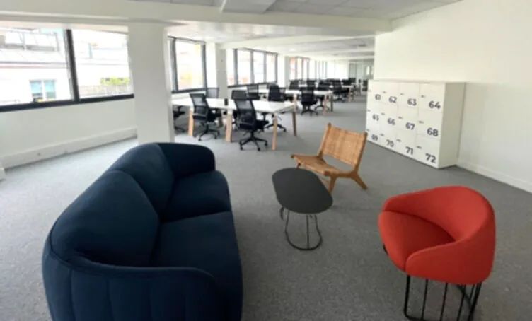 Bureau 776 m² – Paris (75017)