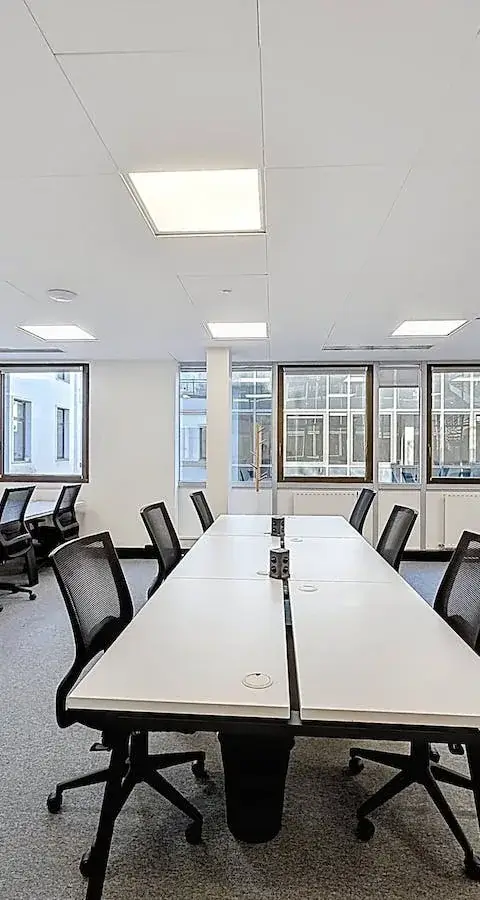 Bureau 61 m² – Paris (75009)
