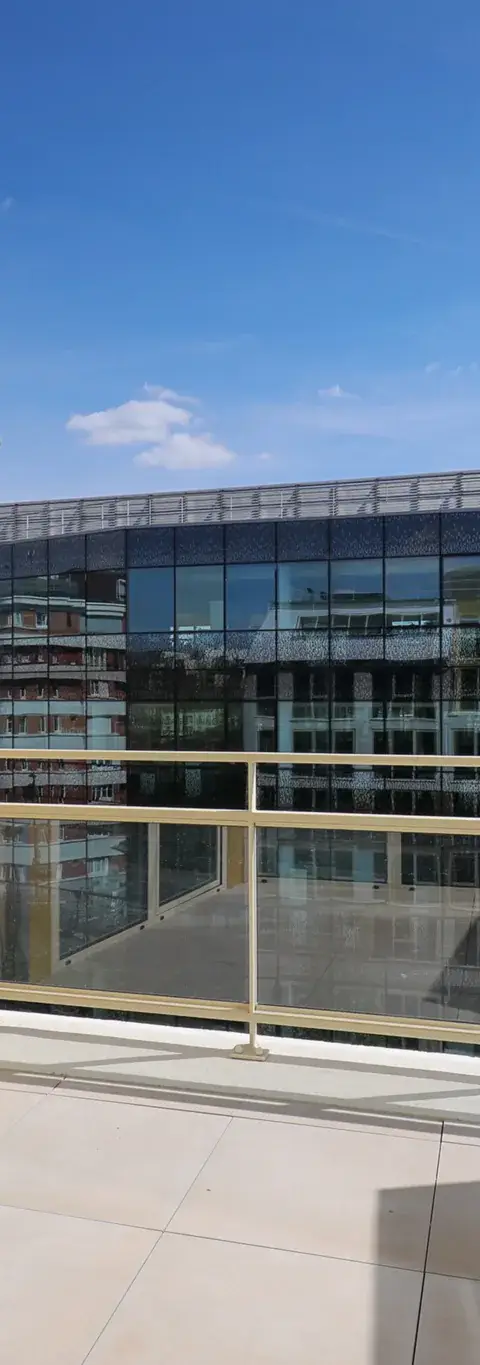 Bureau 929 m² – Vanves (92170)