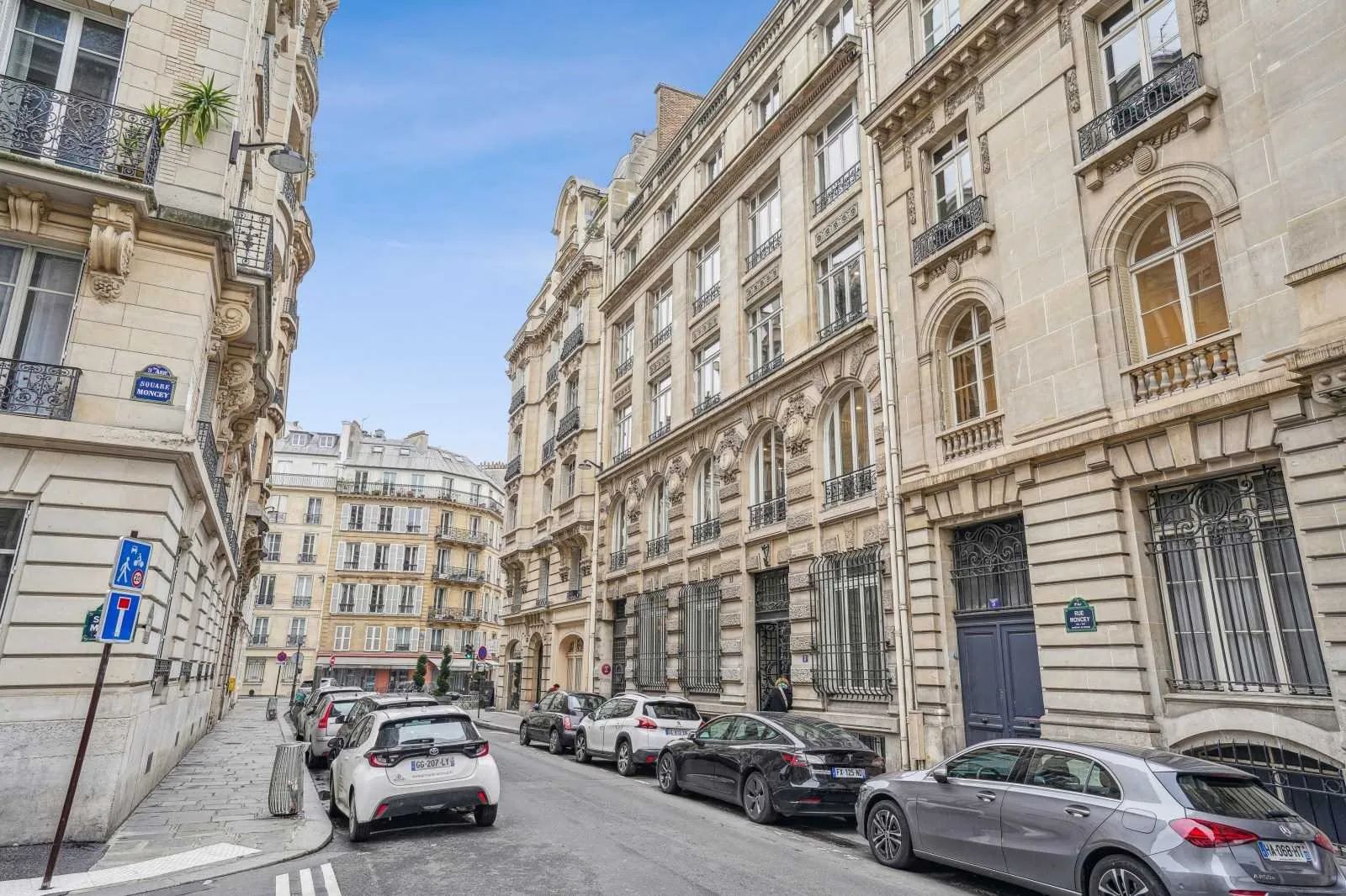 Bureau 247 m² – Paris (75009)