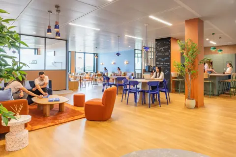 Coworking 744 m² – Villejuif (94800)
