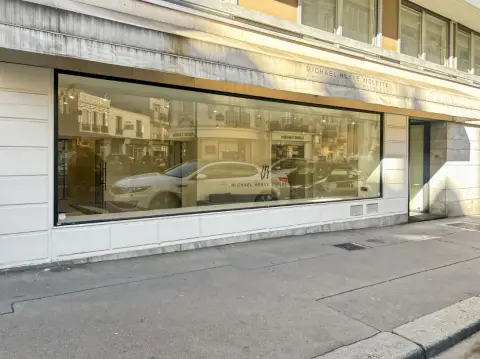 Commerce 74 m² – Paris (75016)
