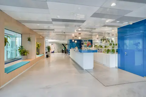 Bureau 86 m² – Puteaux (92800)