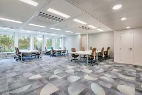 Bureau 86 m² – Puteaux (92800)