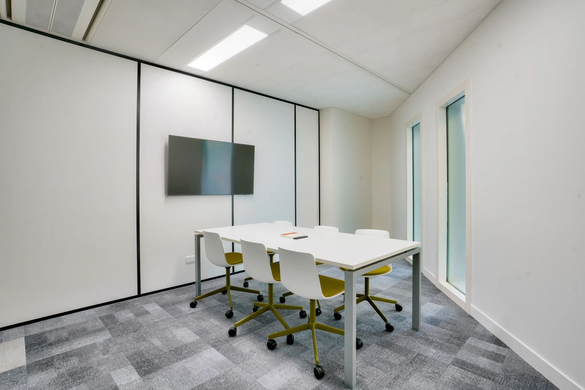 Bureau 86 m² – Puteaux (92800)