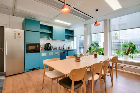 Bureau 86 m² – Puteaux (92800)