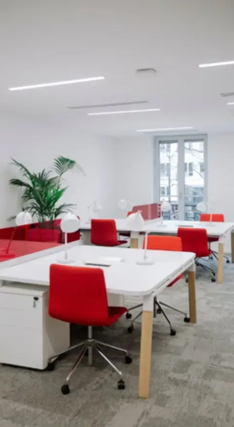 Bureau 637 m² – Paris (75016)