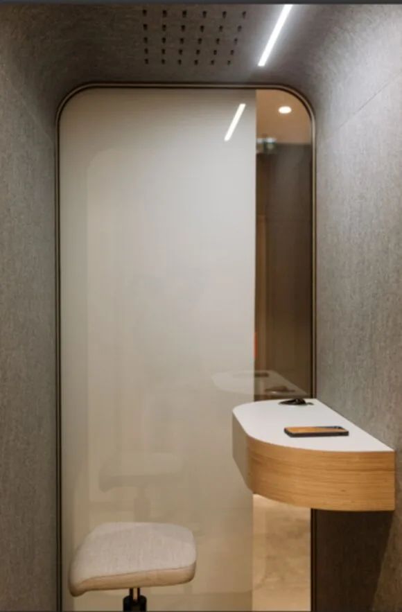 Bureau 637 m² – Paris (75016)