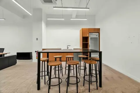 Coworking 210 m² – Paris (75011)