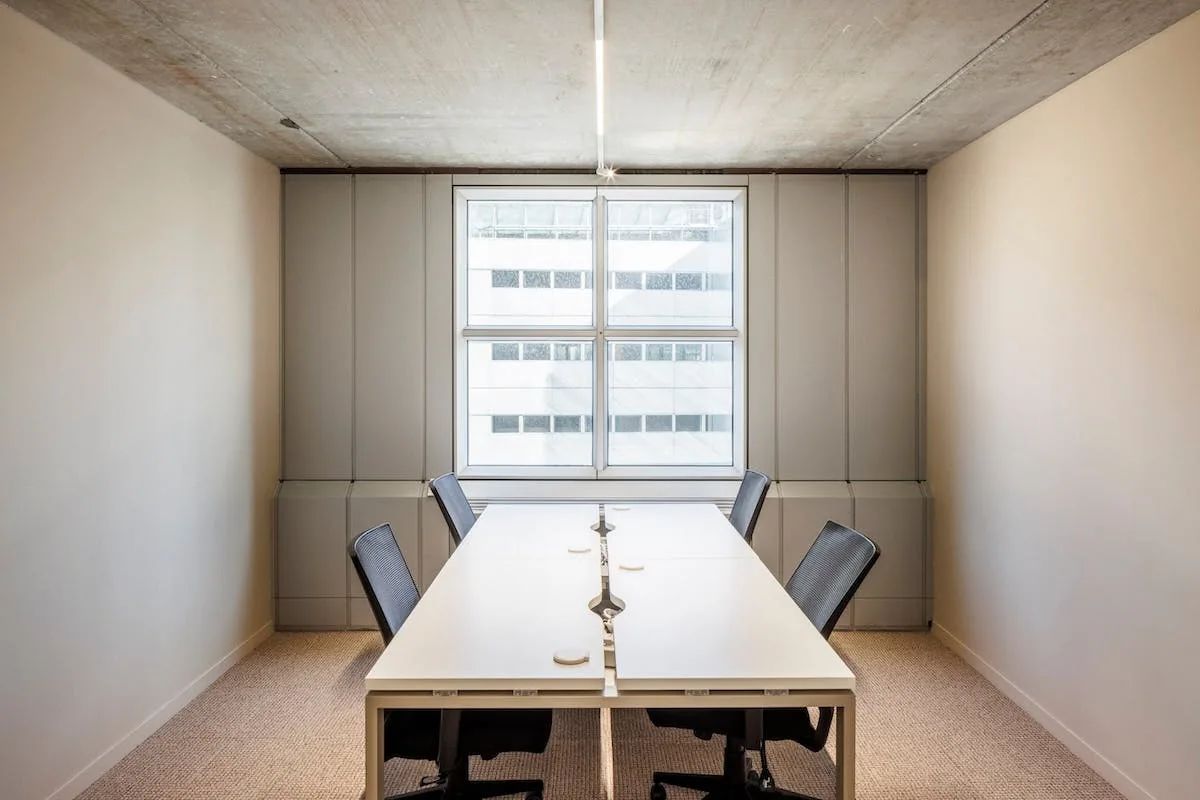 Bureau 614 m² – Puteaux (92800)
