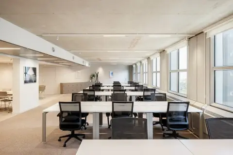 Bureau 614 m² – Puteaux (92800)
