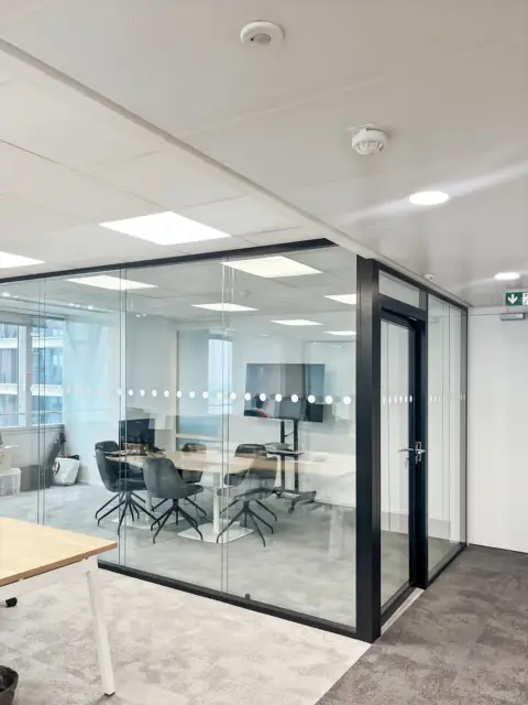 Bureau 547 m² – Courbevoie (92400)