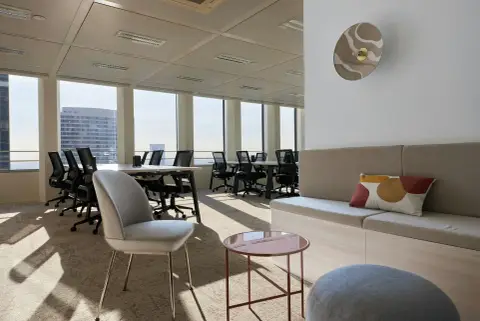 Bureau 104 m² – Puteaux (92800)